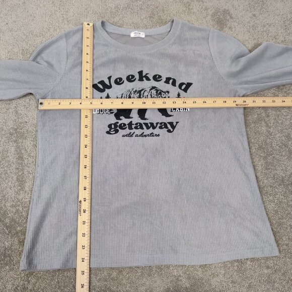 Ardene Women's Pajama Top Size L Waffle Knit Gray Black Bear Weekend Getaway - Picture 5 of 8